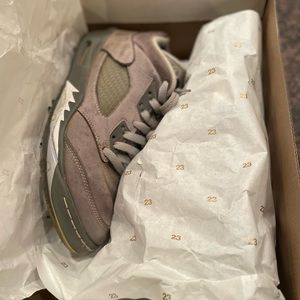 Jordan v low golf size mens 8